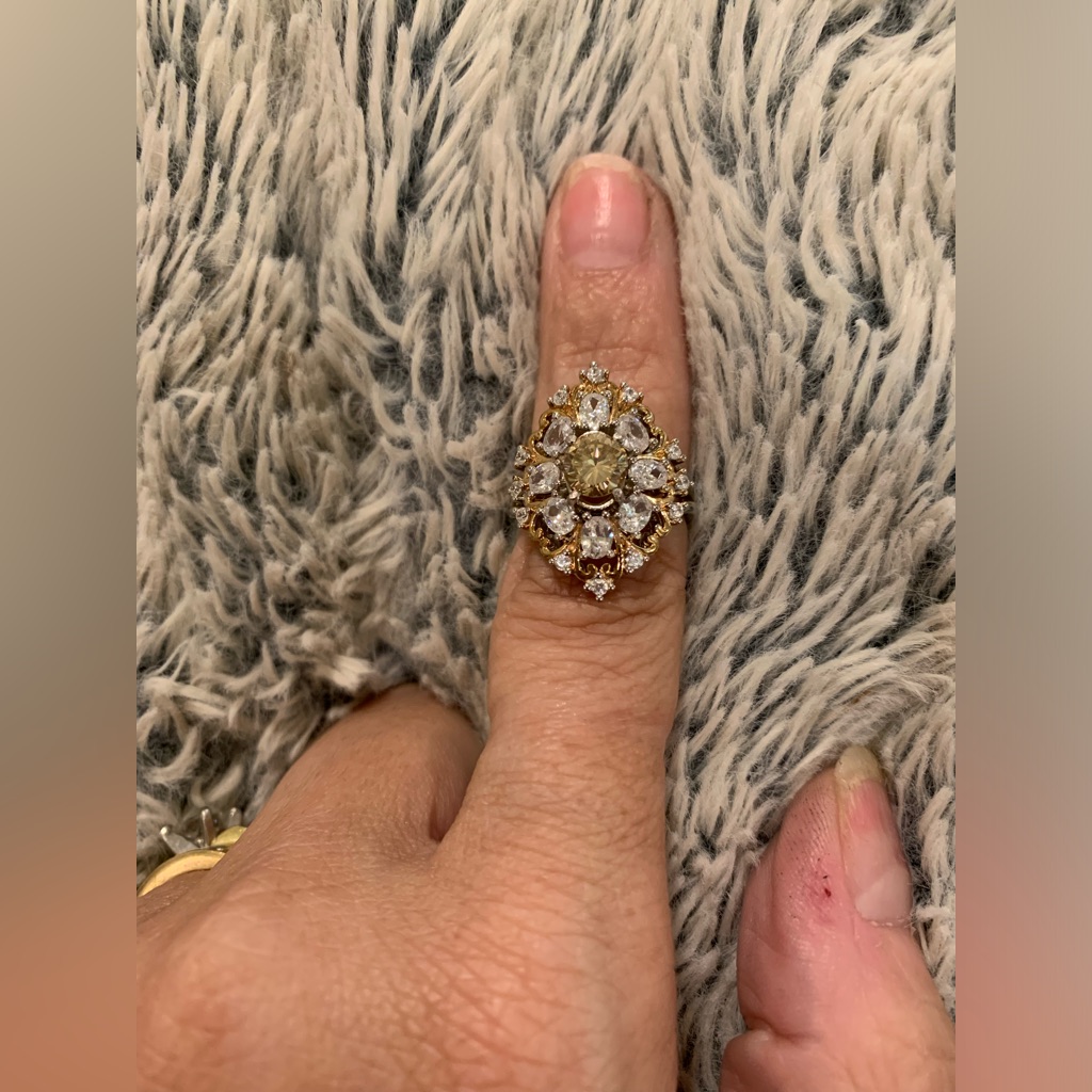 Brand New Ladies Lab Grown Moissanite Ring